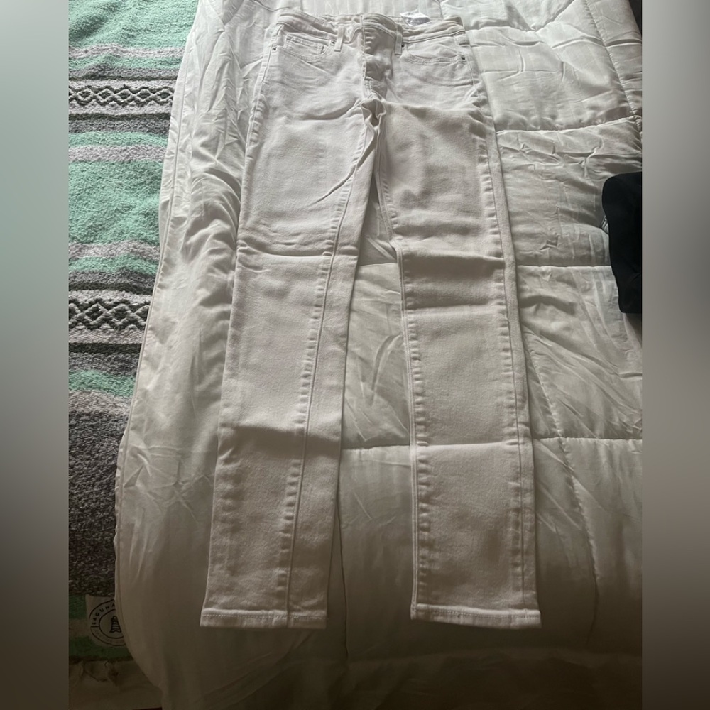 Levi’s Women's White Jeans - Picture 1 of 3